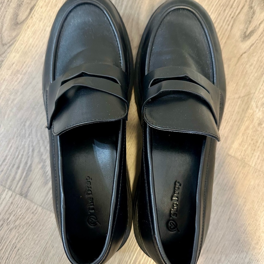 Elegant Black Platform Loafers